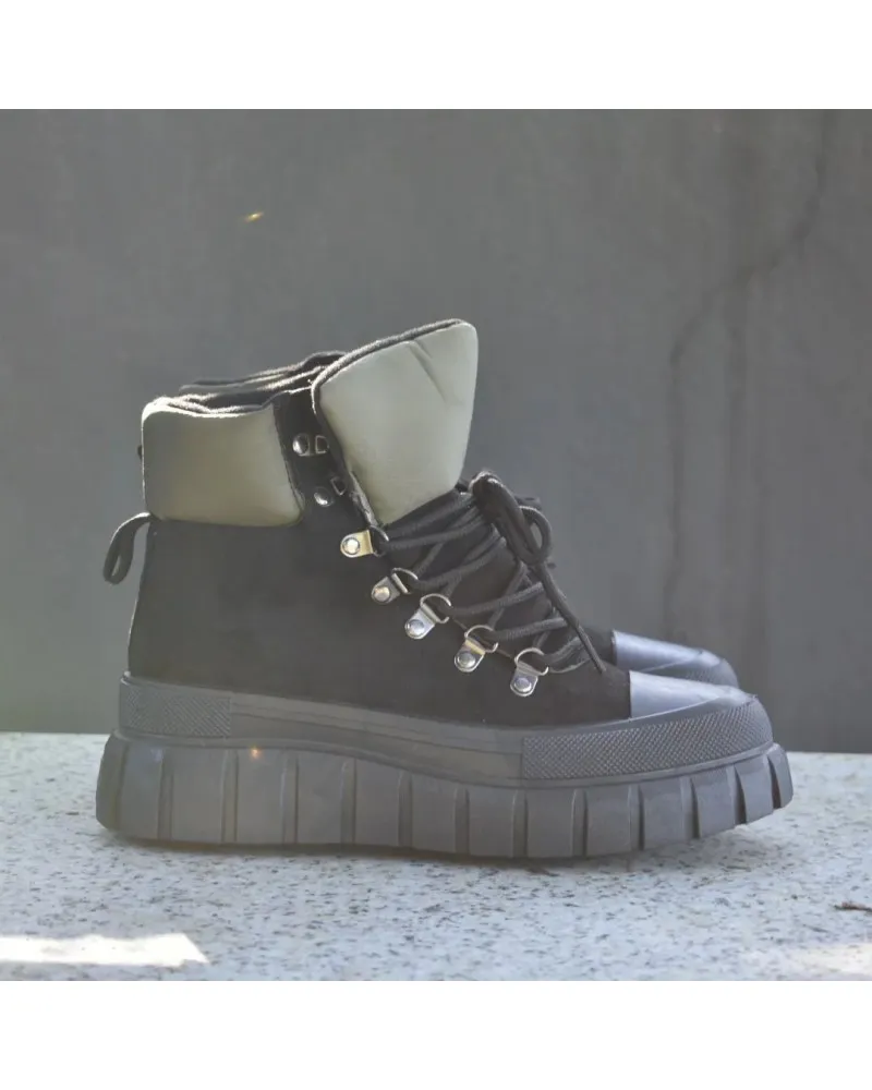 Bota de cordones TRACK negra ISTERIA 22207