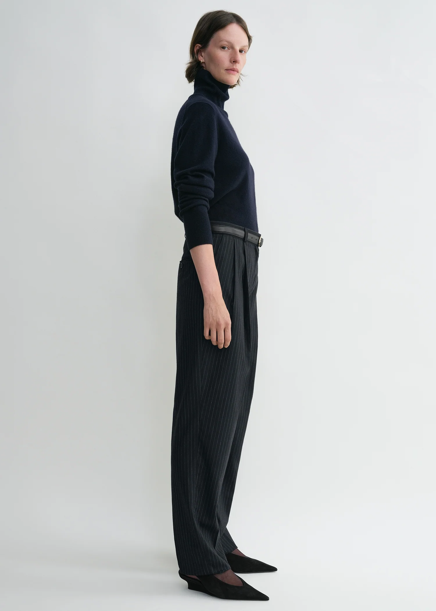 Pantalones de vestir con rayas diplomáticas