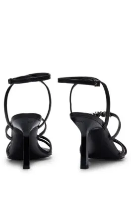 Sandalias de tiras en piel de napa con detalle de logo