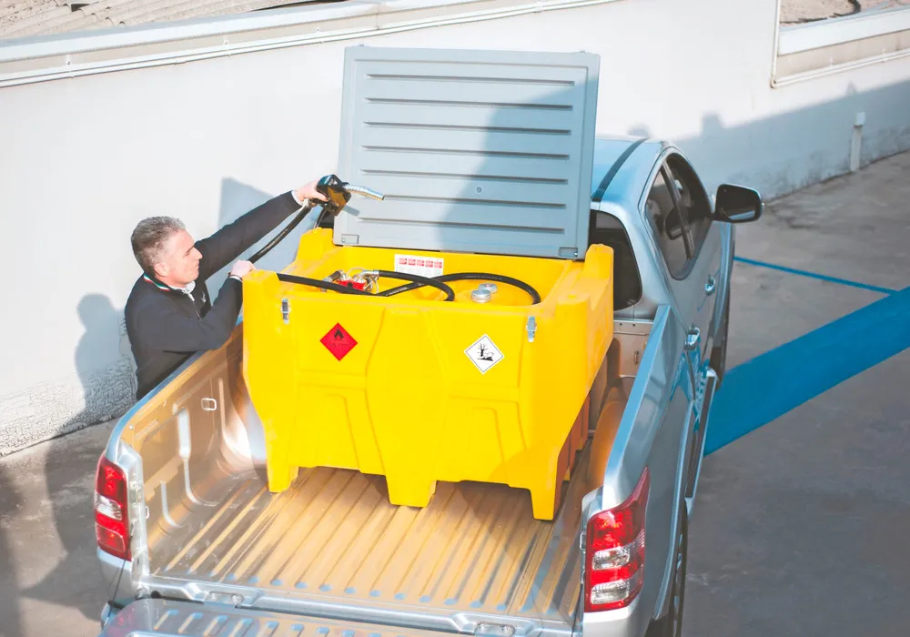 Surtidor móvil para gasóleo, 440 litros, versión de camioneta, bomba de 12 V, con tapa